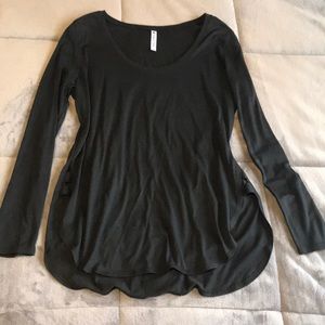 Fabletics black long sleeve workout tee